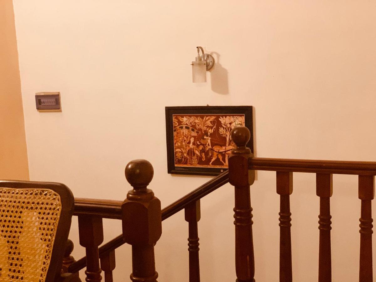 Апартаменты The Tourist Balcony Негомбо Экстерьер фото